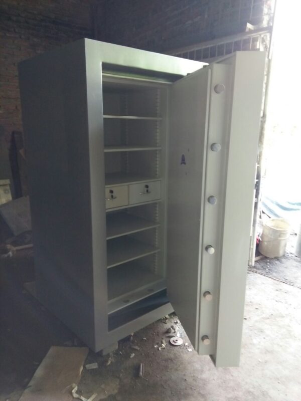 Max Guard - Gambar 3